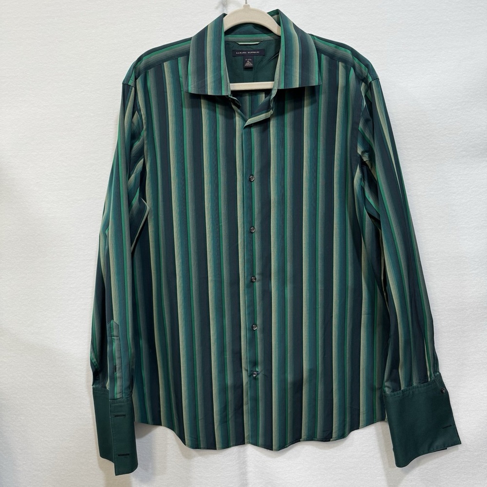 Banana Republic  Mens 17-17 1/2 X- Large Cotton Button Long Shirt Vintage Lookin - Picture 2 of 16